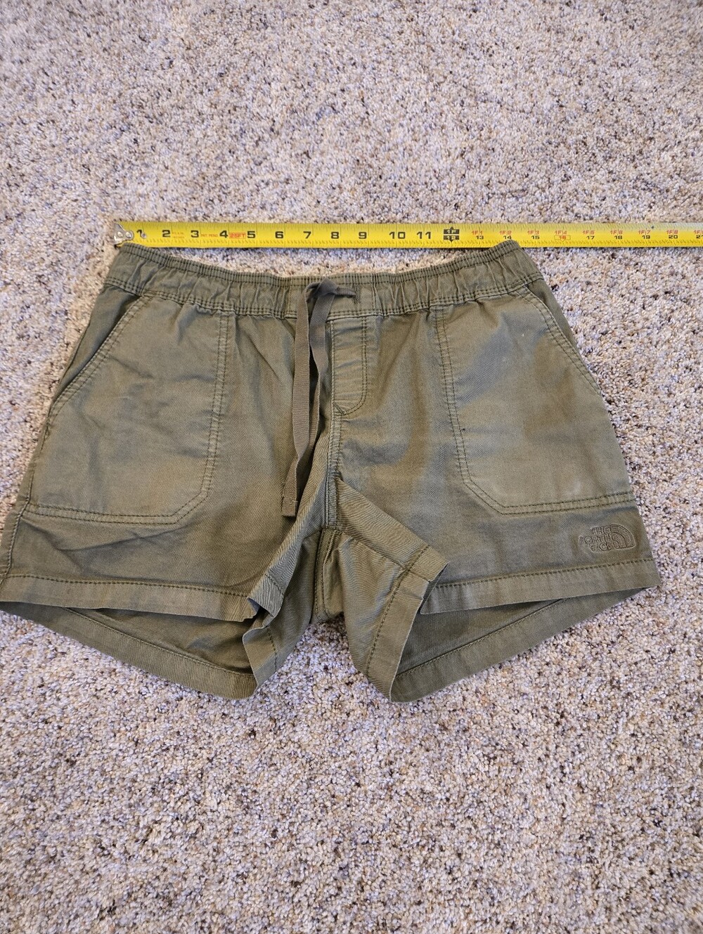 The North Face Olive Green Casual Shorts Women’s Drawstring Utility Shorts Small - Picture 5 of 8